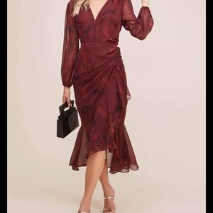 ASTR long sleeved cinched mermaid dress